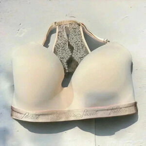 Like new  Victoria secret baby pink t-shirt lightly lined wireless 34DDD